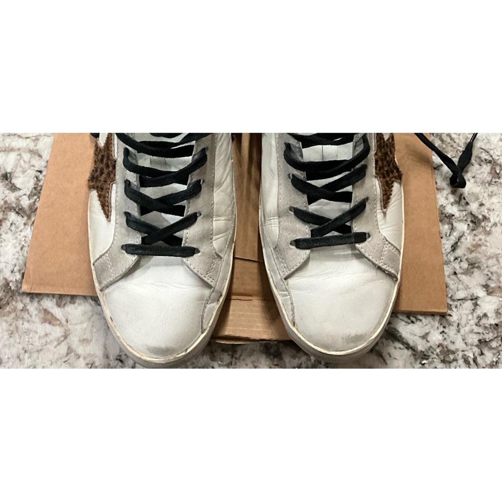 Size 42 Golden Goose Sneakers in Great Condition